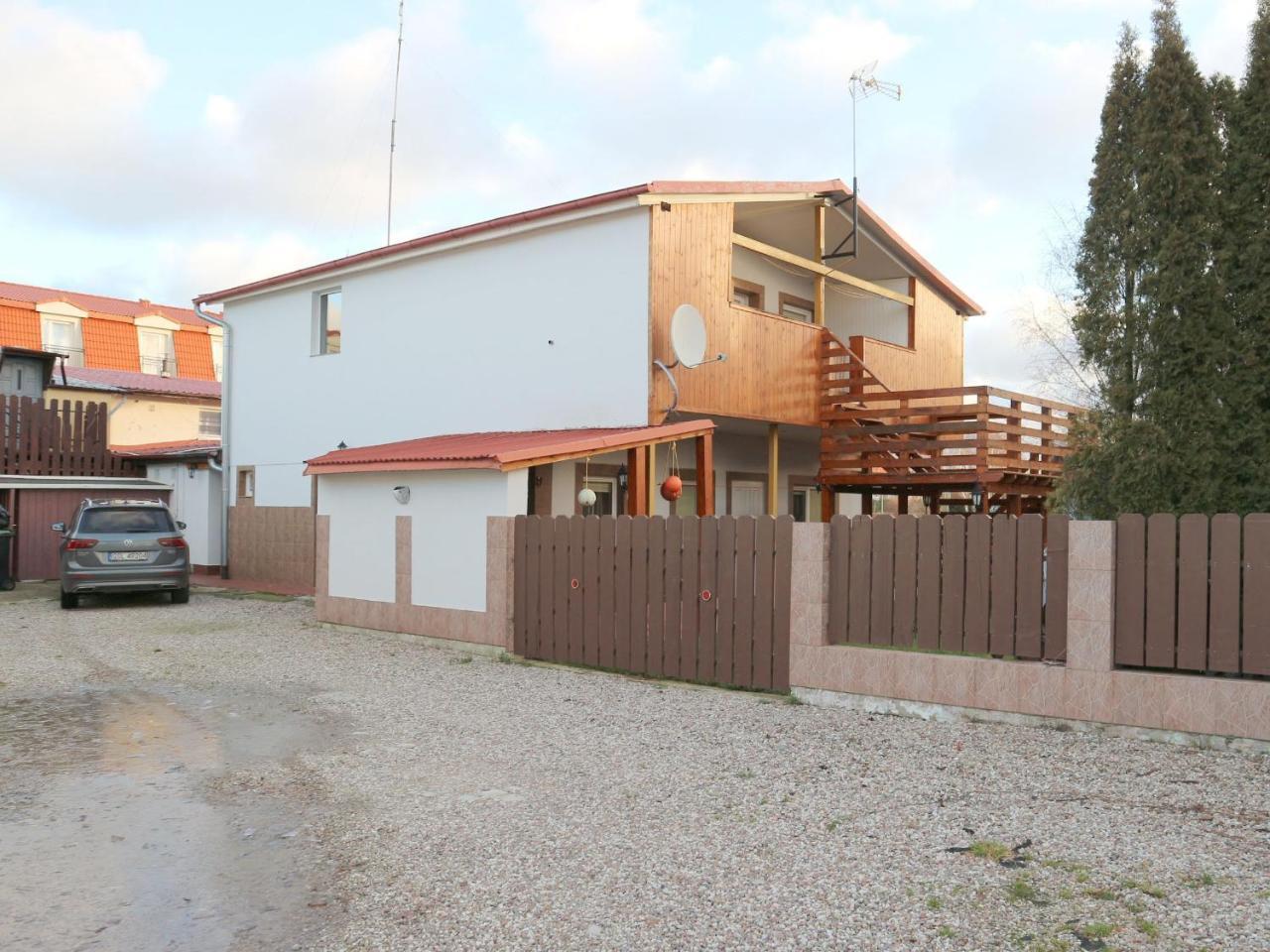 Pensjonat I Restauracja U Zdzicha Rowy  Exterior photo